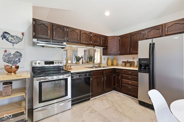 9139 N Park Avenue, Indianapolis, IN 46240