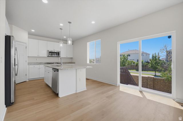 49 W PAPER BARK ST, Vineyard, UT 84059
