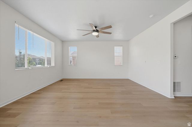 49 W PAPER BARK ST, Vineyard, UT 84059