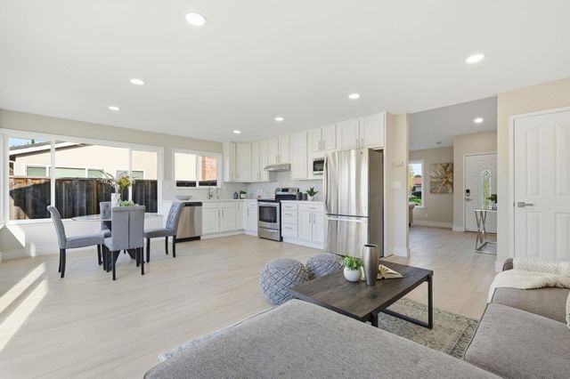 3091 Seymour Pl, Fremont, CA 94555