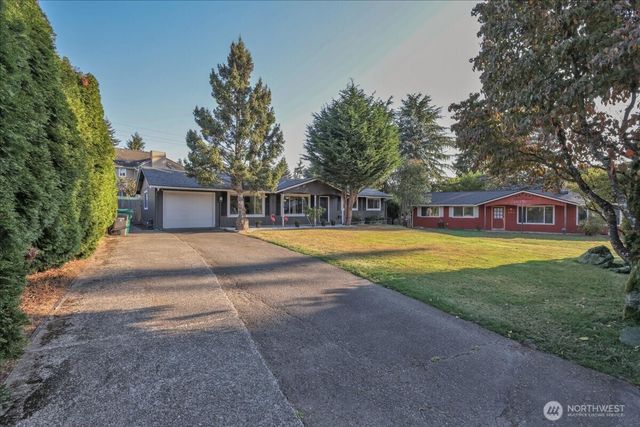 31212 9th Avenue S, Federal Way, WA 98003