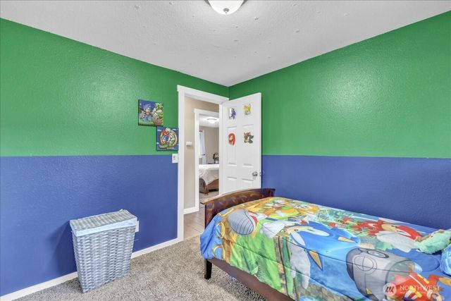 31212 9th Avenue S, Federal Way, WA 98003