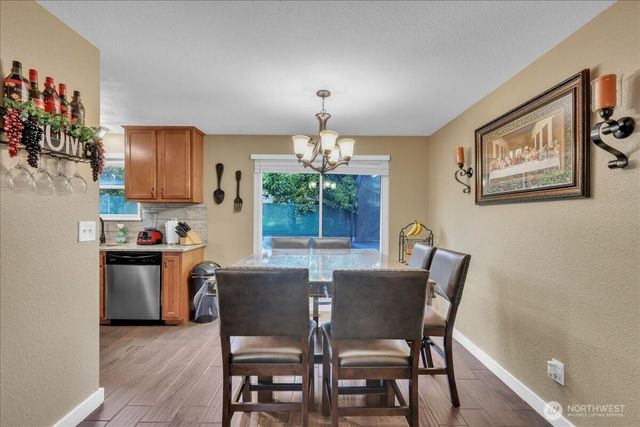 31212 9th Avenue S, Federal Way, WA 98003