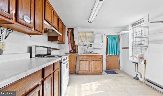 1325 WILLIAM ST, Harrisburg, PA 17102