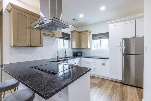 1466 Venetian SW Drive, Atlanta, GA 30311