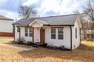 1466 Venetian SW Drive, Atlanta, GA 30311