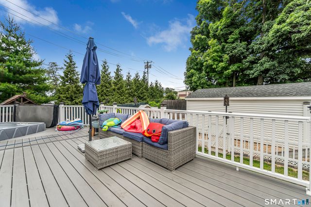 15 Corona Drive, Milford, CT 06460