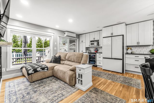 15 Corona Drive, Milford, CT 06460
