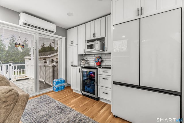 15 Corona Drive, Milford, CT 06460