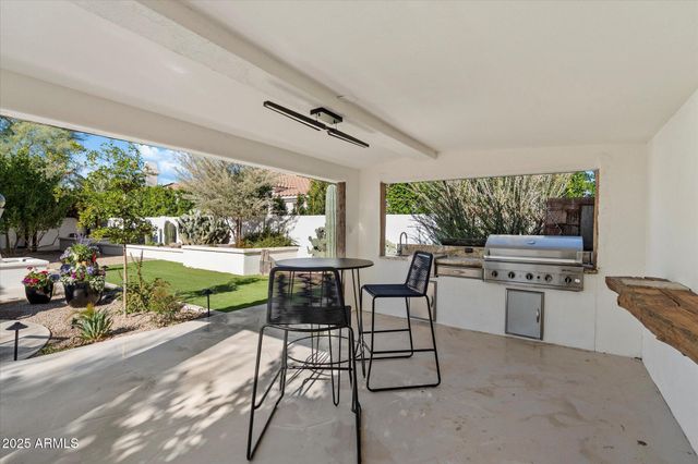 7042 E ORANGE BLOSSOM Lane, Paradise Valley, AZ 85253