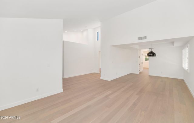 8030 E Vía Sierra Drive, Scottsdale, AZ 85258
