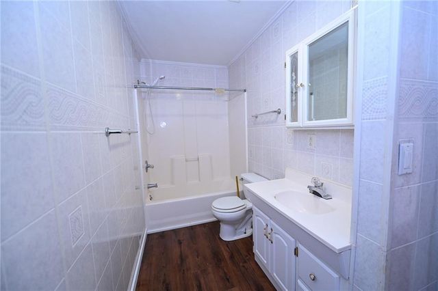 13100 E H Highway, Stockton, MO 65785