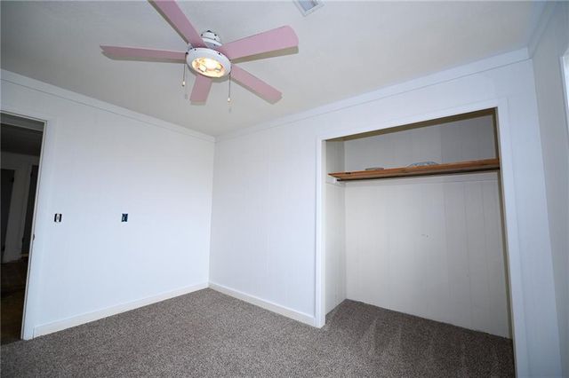 13100 E H Highway, Stockton, MO 65785