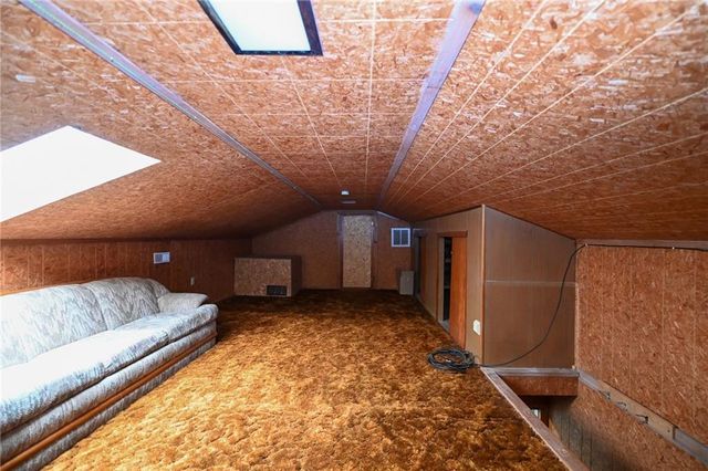 13100 E H Highway, Stockton, MO 65785