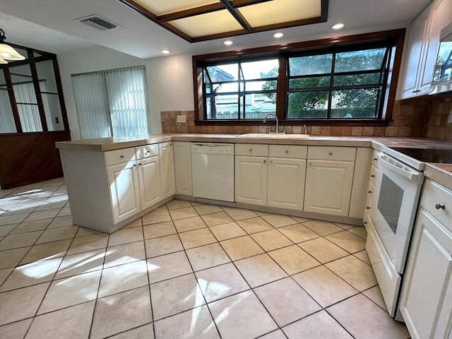341 FERDINAND DRIVE, Longwood, FL 32750