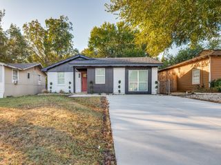 2117 Beaumont Street, Grand Prairie, TX 75051