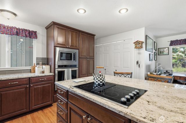 25309 144th Avenue SE, Kent, WA 98042