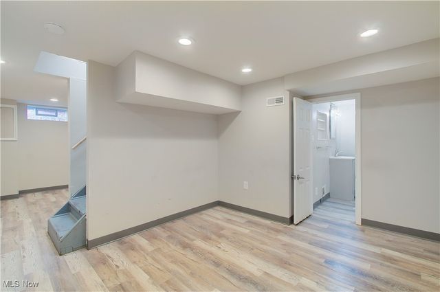 225 E 246th Street, Euclid, OH 44123