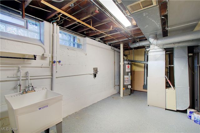 225 E 246th Street, Euclid, OH 44123