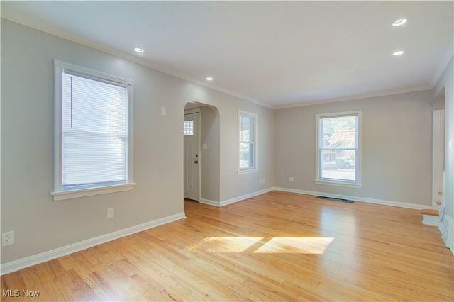 225 E 246th Street, Euclid, OH 44123