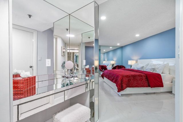 5200 N Ocean Drive 102, Riviera Beach, FL 33404