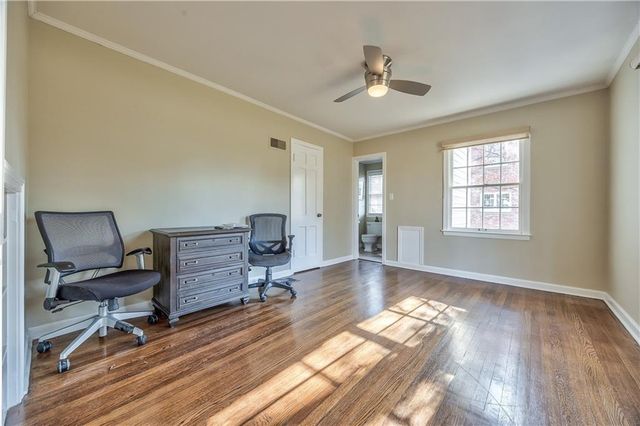 6203 MORNINGSIDE Drive, Kansas City, MO 64113
