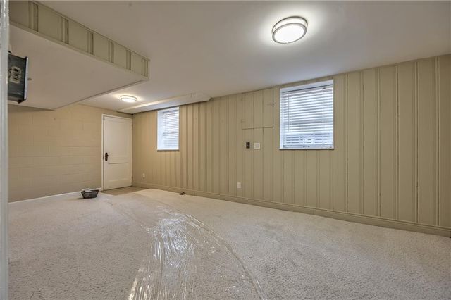 6203 MORNINGSIDE Drive, Kansas City, MO 64113