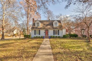 6203 MORNINGSIDE Drive, Kansas City, MO 64113