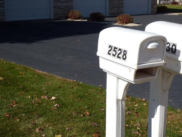 2528 Edgewood Drive, Beloit, WI 53511