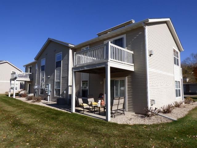 2528 Edgewood Drive, Beloit, WI 53511