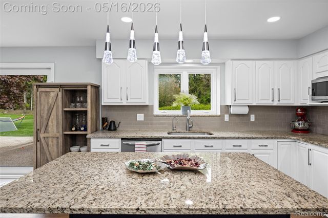 22208 Worcester Drive, Novi, MI 48374