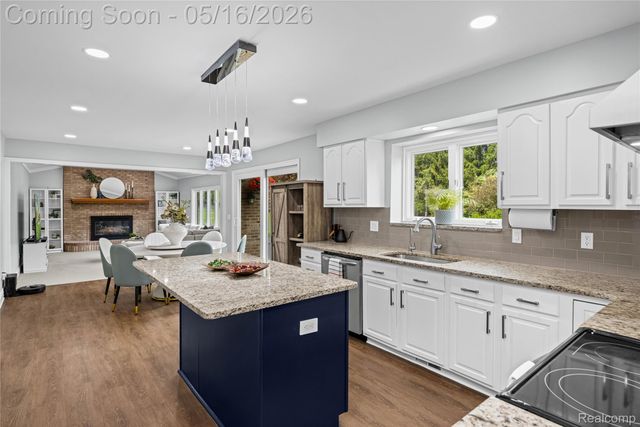 22208 Worcester Drive, Novi, MI 48374