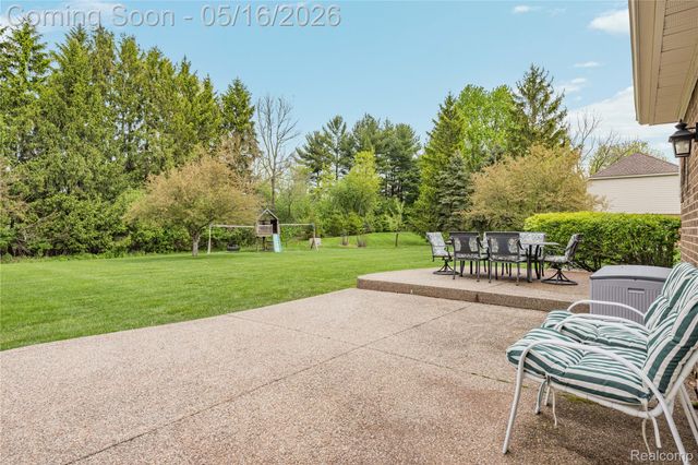 22208 Worcester Drive, Novi, MI 48374