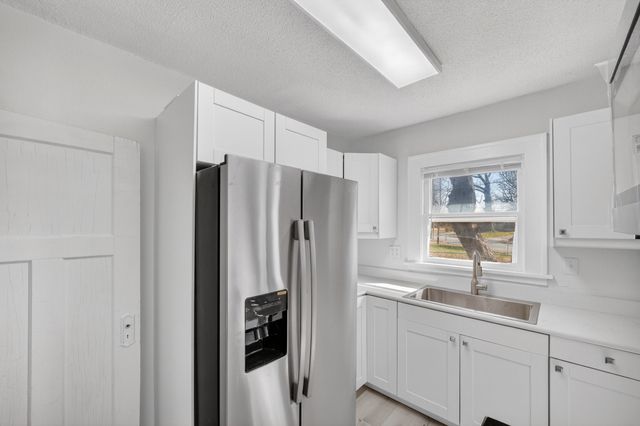 1602 Wilson Avenue, Des Moines, IA 50316