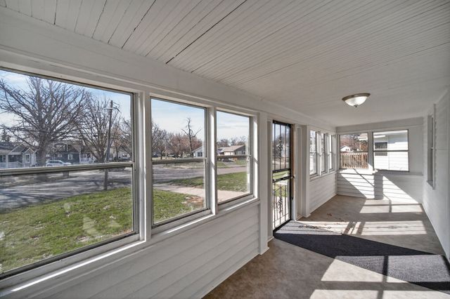 1602 Wilson Avenue, Des Moines, IA 50316