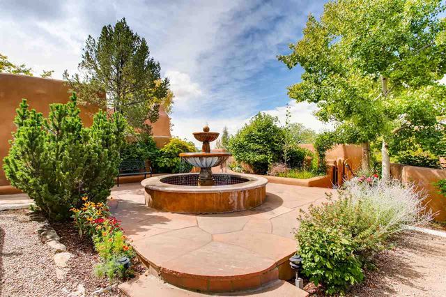 334 Otero 12-1, Santa Fe, NM 87501