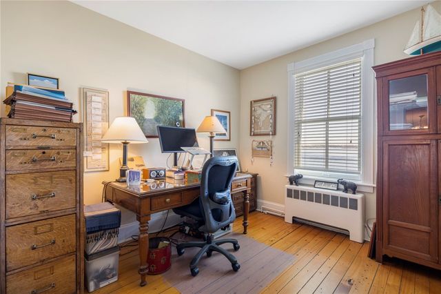 41 Walcott Avenue, Jamestown, RI 02835