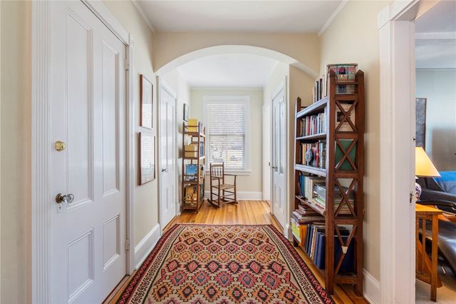 41 Walcott Avenue, Jamestown, RI 02835