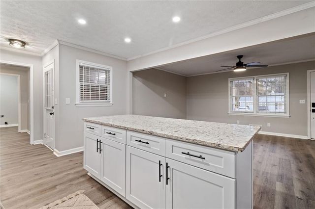 6896 LAURELWOOD Drive, Douglasville, GA 30135