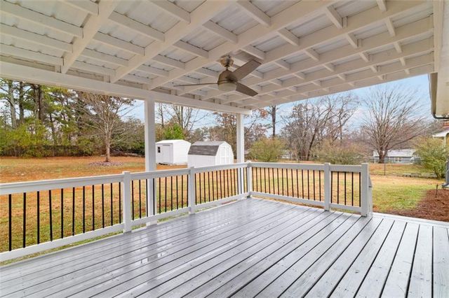 6896 LAURELWOOD Drive, Douglasville, GA 30135