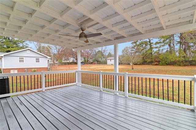 6896 LAURELWOOD Drive, Douglasville, GA 30135