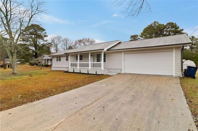 6896 LAURELWOOD Drive, Douglasville, GA 30135