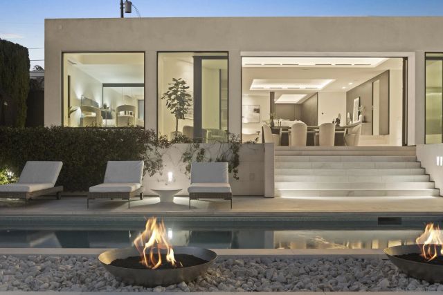 5811 Box Canyon Rd, La Jolla, CA 92037