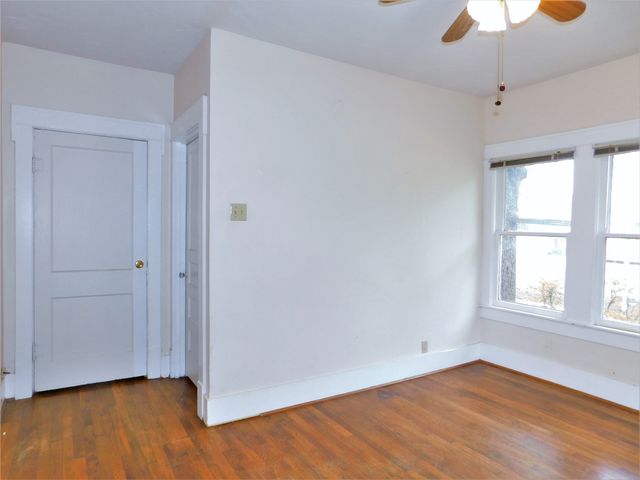 2001 James Street, Denton, TX 76205