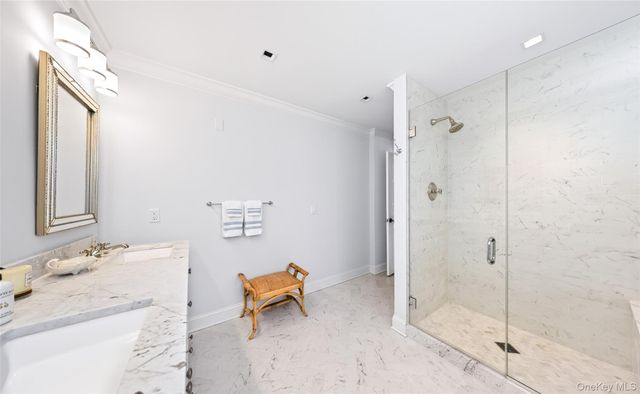 299 Narrow Lane, Southampton, NY 11968