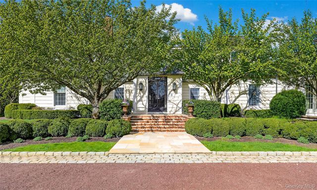 299 Narrow Lane, Southampton, NY 11968