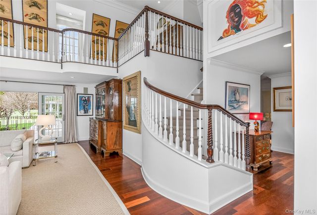 299 Narrow Lane, Southampton, NY 11968