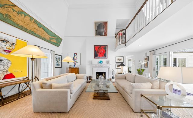 299 Narrow Lane, Southampton, NY 11968