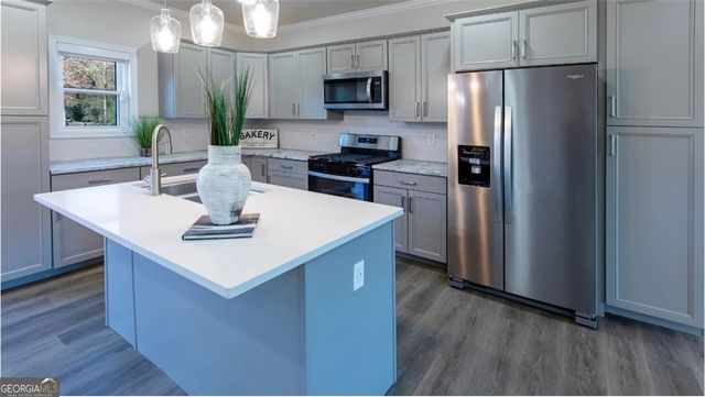 1133 Oak Knoll SE Terrace, Atlanta, GA 30315