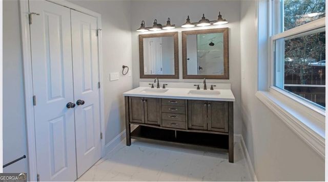 1133 Oak Knoll SE Terrace, Atlanta, GA 30315